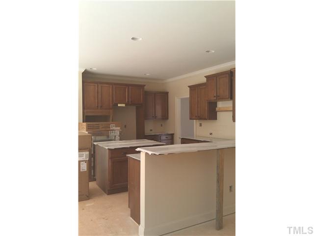 12812 Edsel Drive Raleigh, NC 27613 - Photo 4 of 7