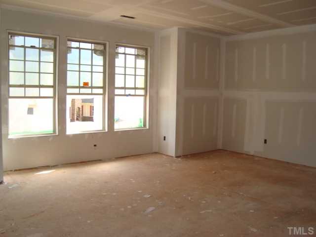 12812 Edsel Drive Raleigh, NC 27613 - Photo 5 of 7