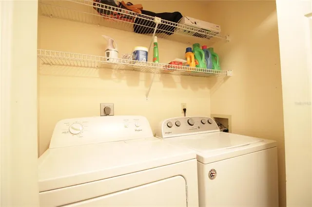 $2,000 | 12338 Northwest 9th Lane, Newberry, FL 32669