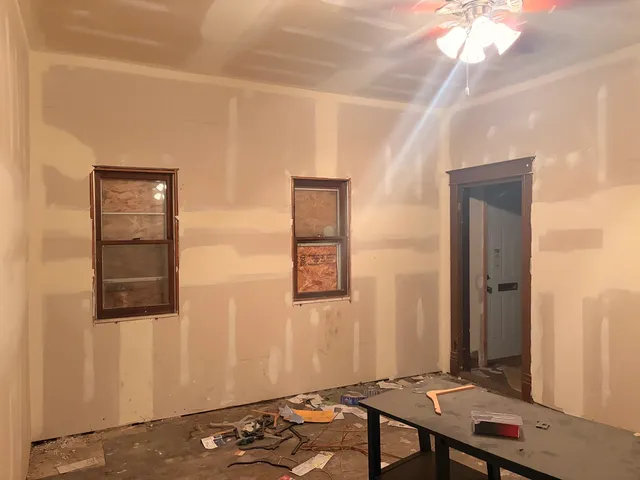 $40,000 | 1901 Chicago Road, Chicago Heights, IL 60411