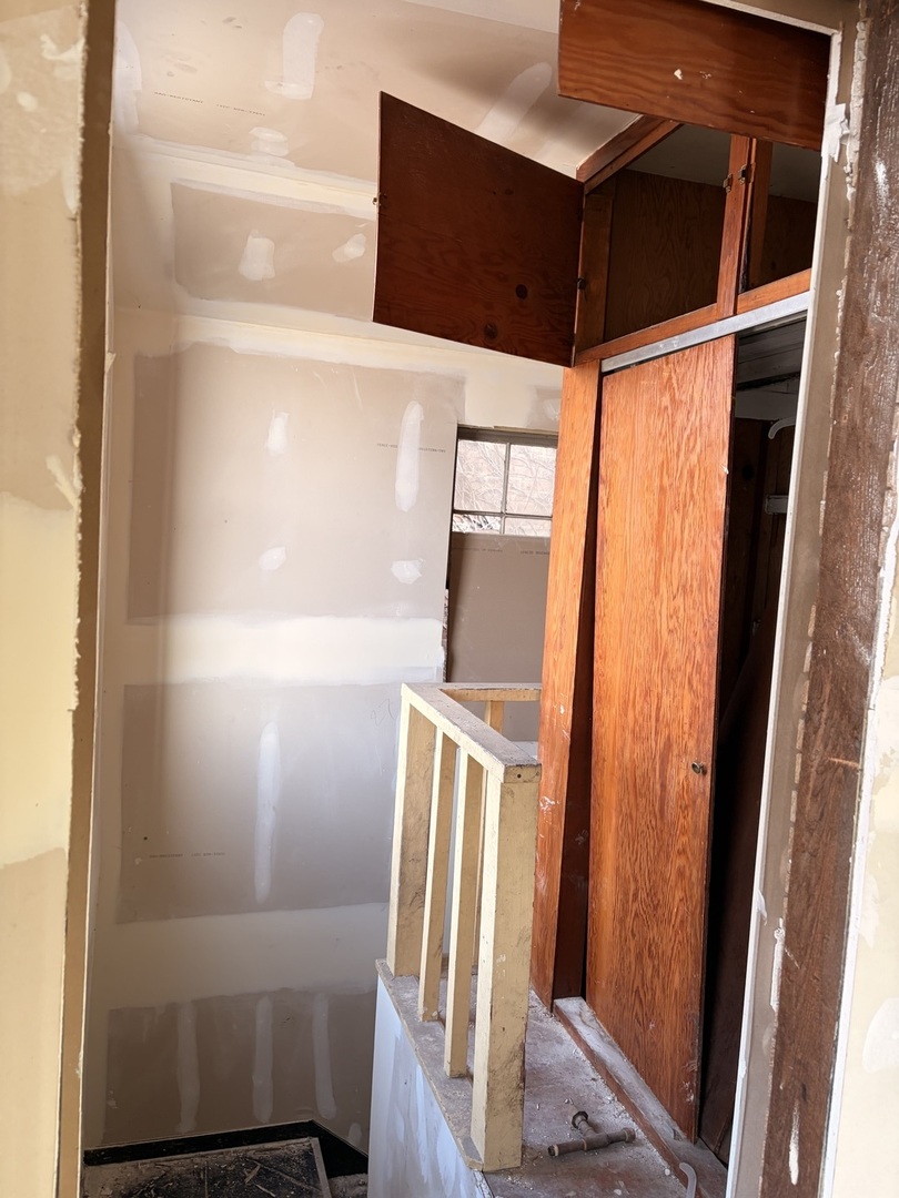 1901 Chicago Road Chicago Heights, IL 60411 - Photo 8 of 20 a view of walk in closet