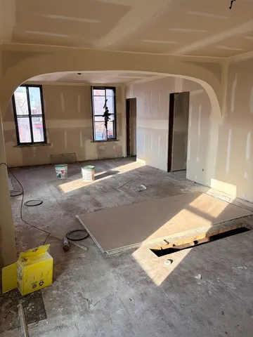 $40,000 | 1901 Chicago Road, Chicago Heights, IL 60411