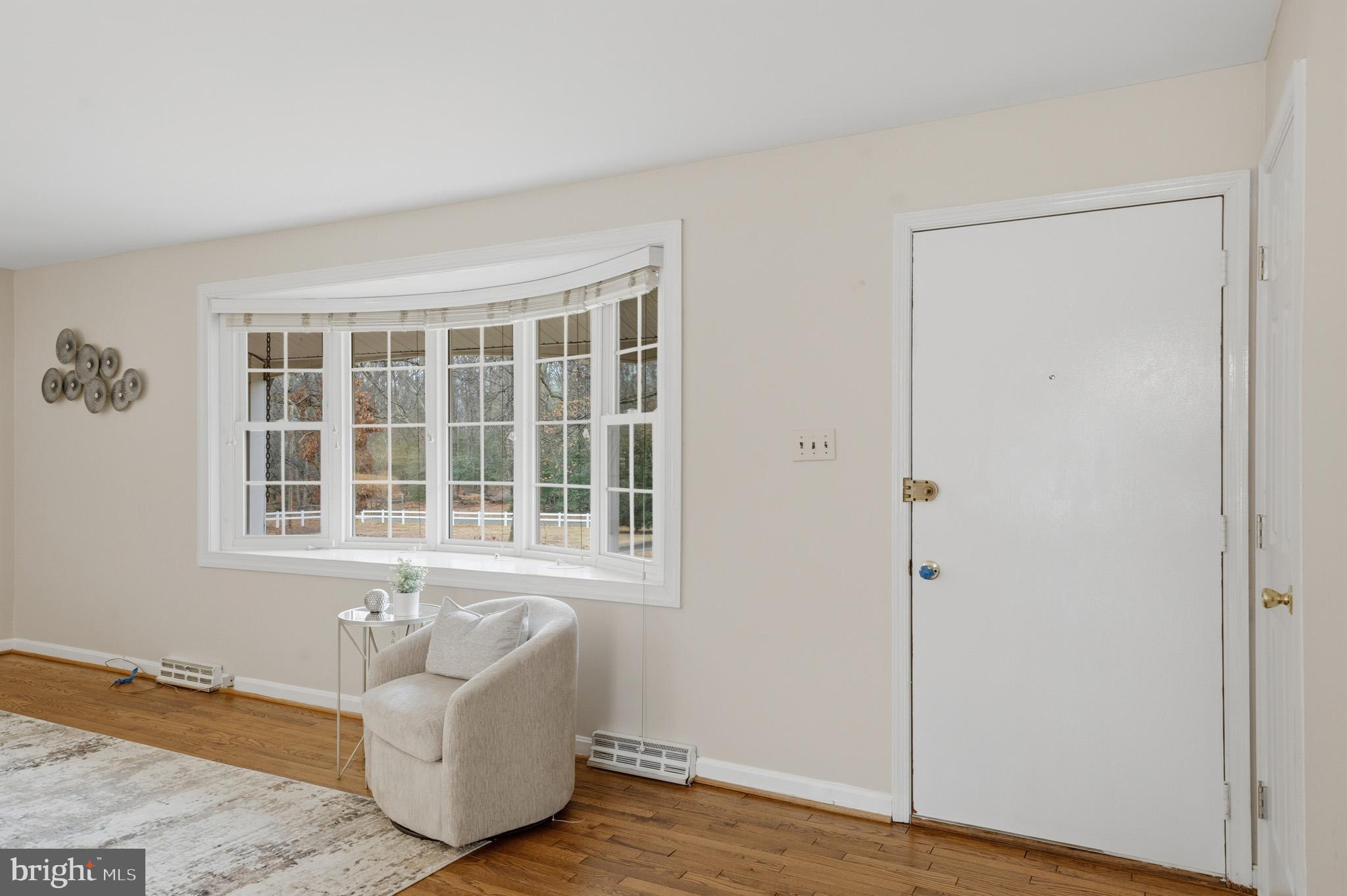 5253 Briscoe Farm Road Waldorf, MD 20601 - Photo 6 of 74 Foyer