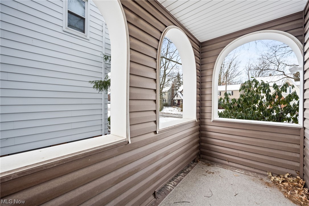 1203 Plainfield Road Cleveland, OH 44121 - Photo 28 of 35 Side porch/balcony