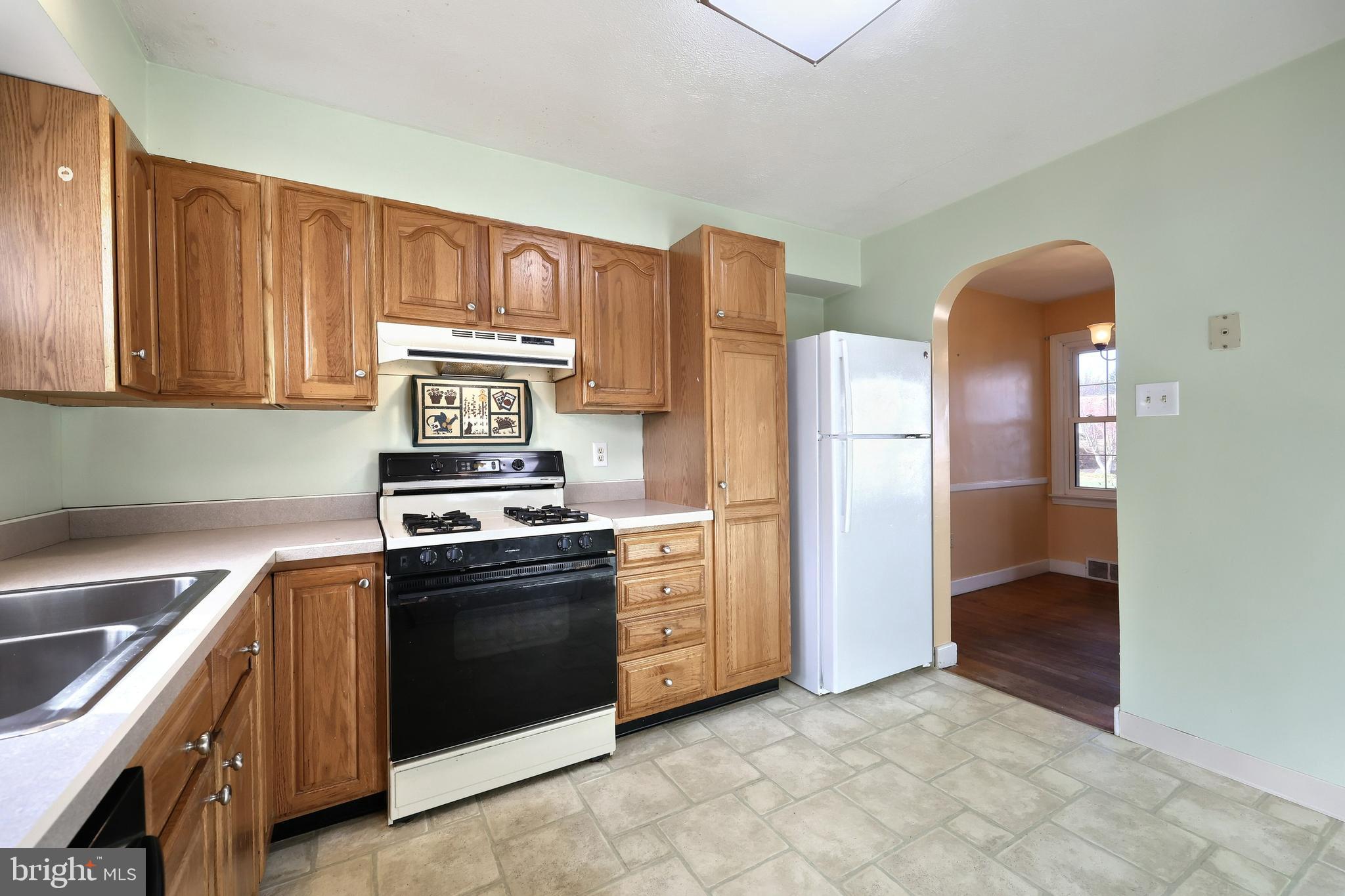 1152 Glendale Road York, PA 17403 - Photo 16 of 42 Gallery Image 16