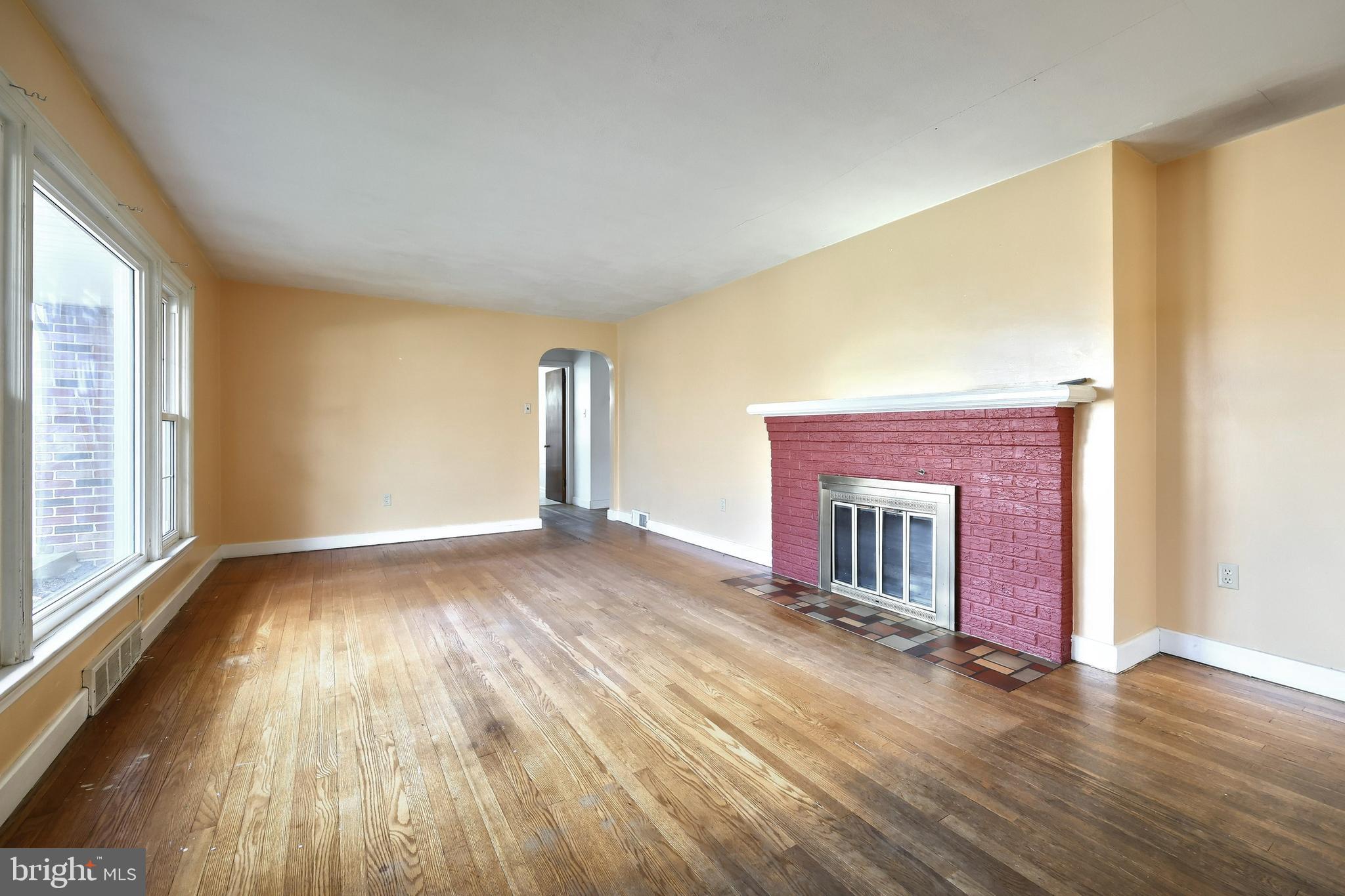 1152 Glendale Road York, PA 17403 - Photo 10 of 42 Gallery Image 10