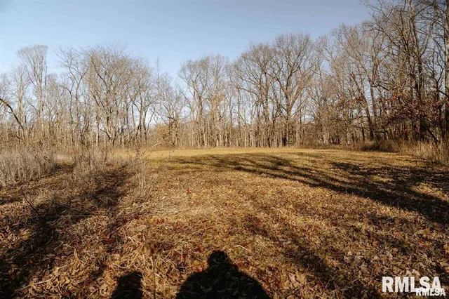 $840,000 | 500-n 300 East E Road, Oconee, IL 62553