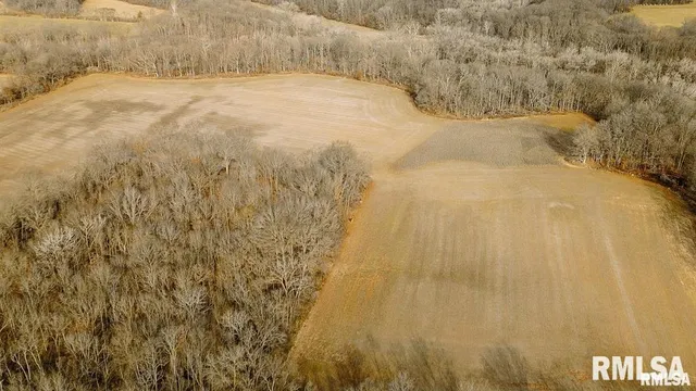 $840,000 | 500-n 300 East E Road, Oconee, IL 62553