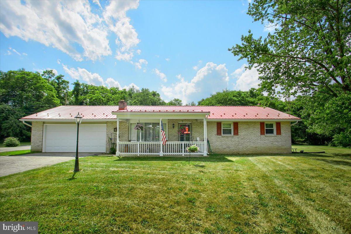 12 Long Road Newville, PA 17241 - Photo 1 of 28 Gallery Image 1