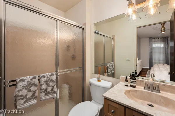 $279,900 | 1147 Middlebury Lane, Unit B1, Wheeling, IL 60090