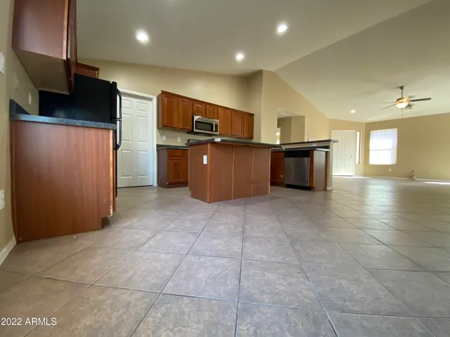 $1,650 | 46065 West Starlight Drive, Maricopa, AZ 85139