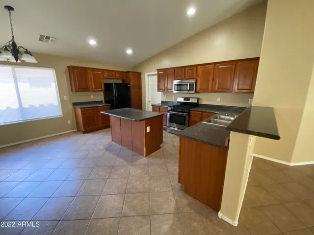 $1,650 | 46065 West Starlight Drive, Maricopa, AZ 85139