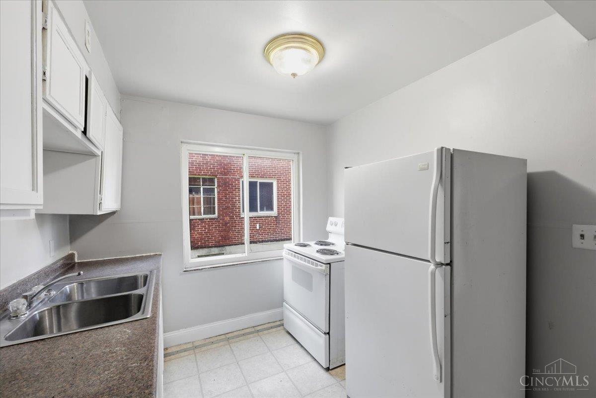 7758 Stillwell Road Cincinnati, OH 45237 - Photo 7 of 17