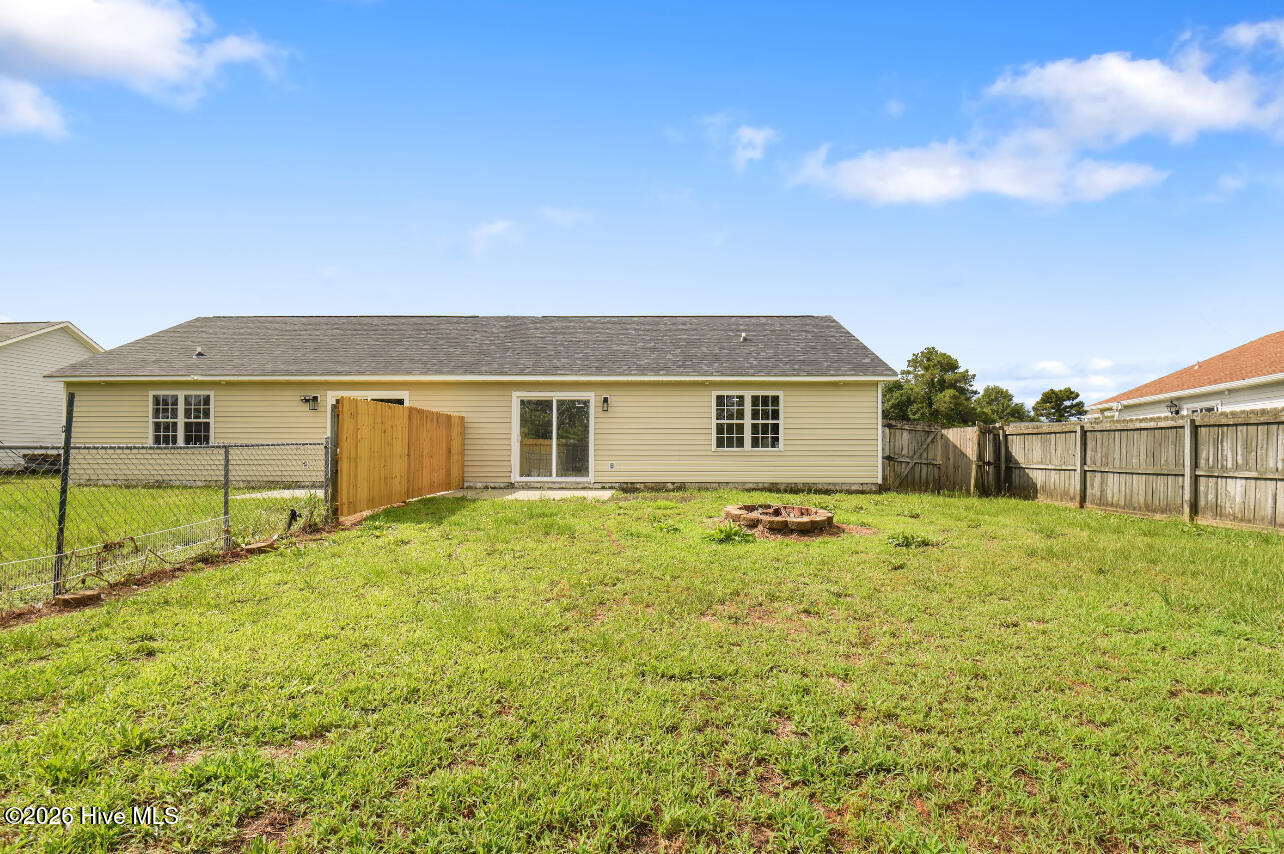 113 Charlton Road Hubert, NC 28539 - Photo 14 of 16