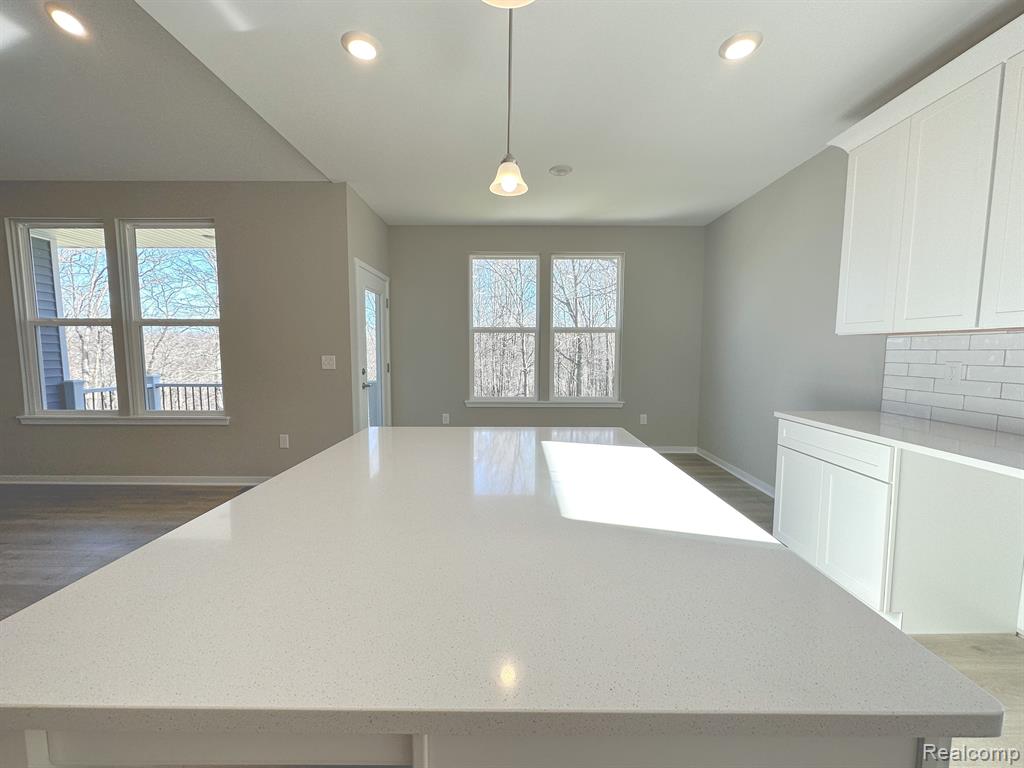 47 Dabate Howell, MI 48843 - Photo 13 of 34