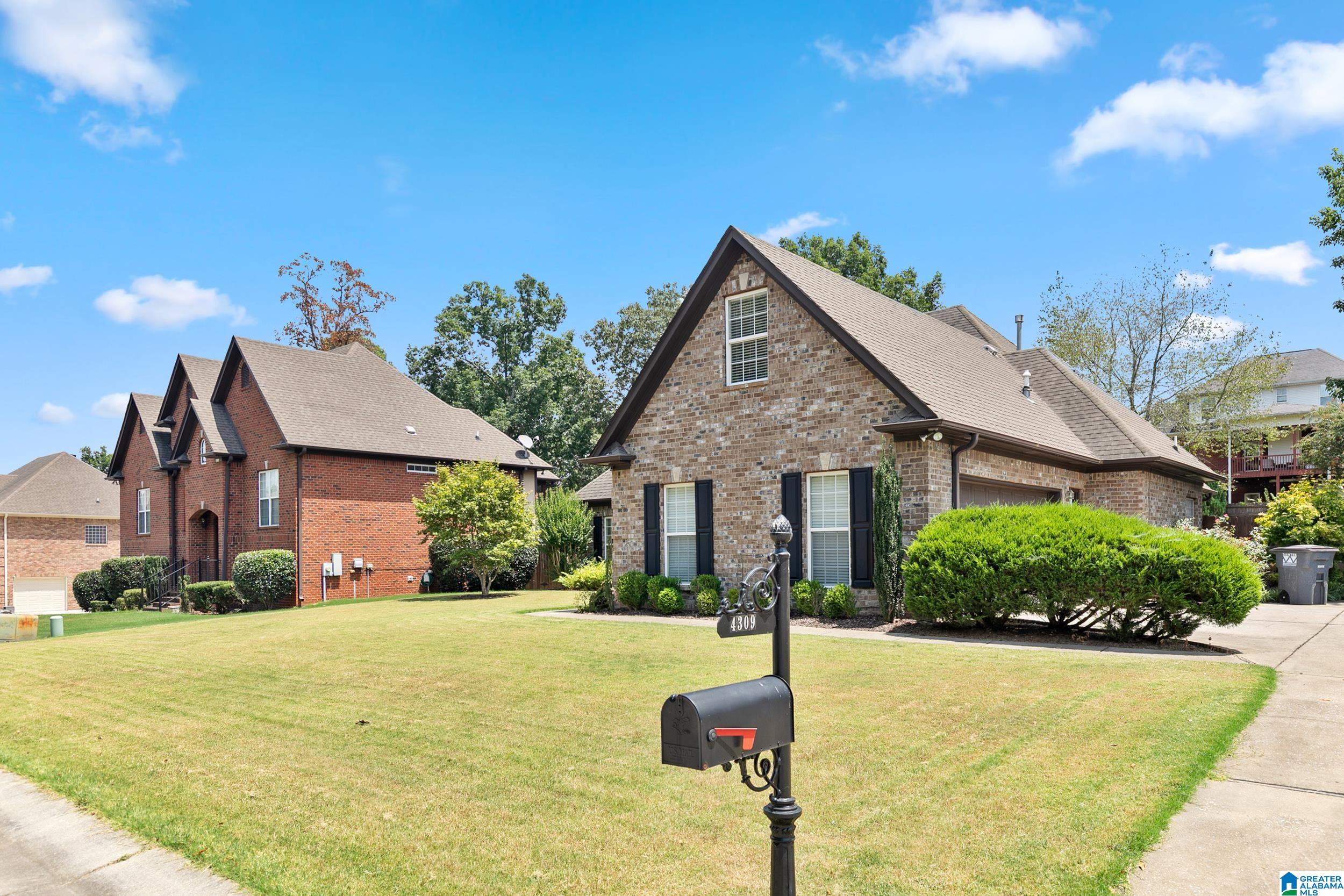 4309 Springbrook Lane Gardendale, AL 35071 - Photo 4 of 44