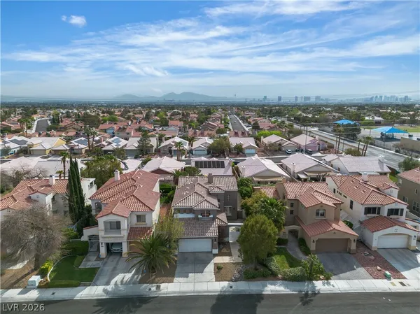 $3,570 | 1712 Estrella Street, Las Vegas, NV 89117