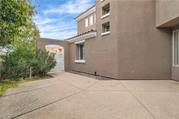 $3,570 | 1712 Estrella Street, Las Vegas, NV 89117