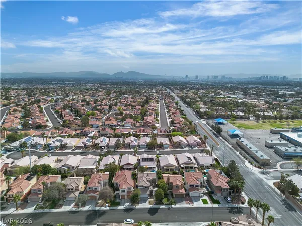 $3,570 | 1712 Estrella Street, Las Vegas, NV 89117