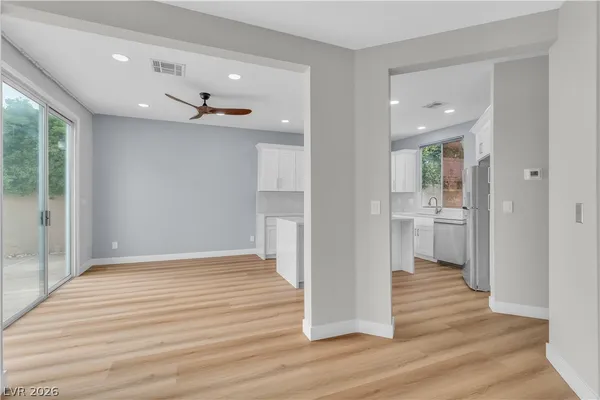 $3,570 | 1712 Estrella Street, Las Vegas, NV 89117