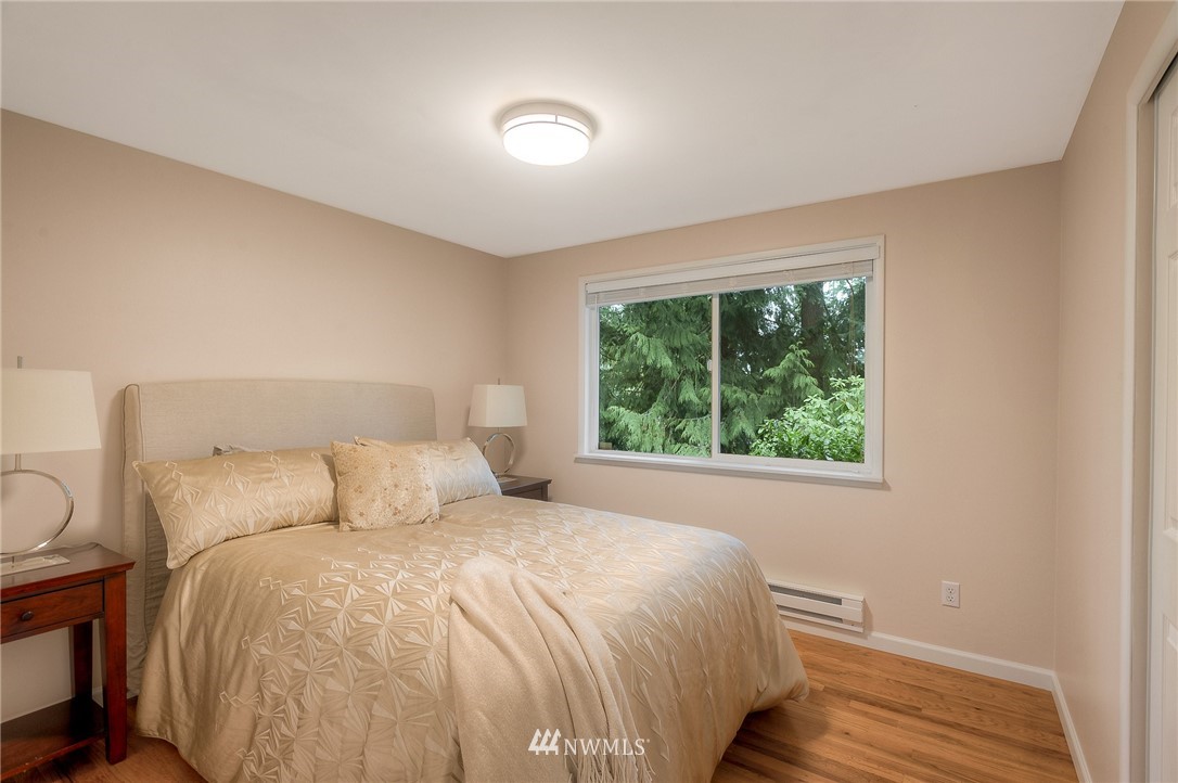 5804 148th Street Southwest Edmonds, WA 98026 - Photo 14 of 20 Gallery Image 14