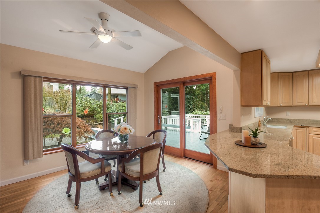 5804 148th Street Southwest Edmonds, WA 98026 - Photo 5 of 20 Gallery Image 5