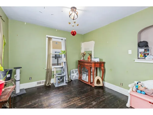 $385,000 | 419 South Cottonwood Avenue, Eaton, CO 80615