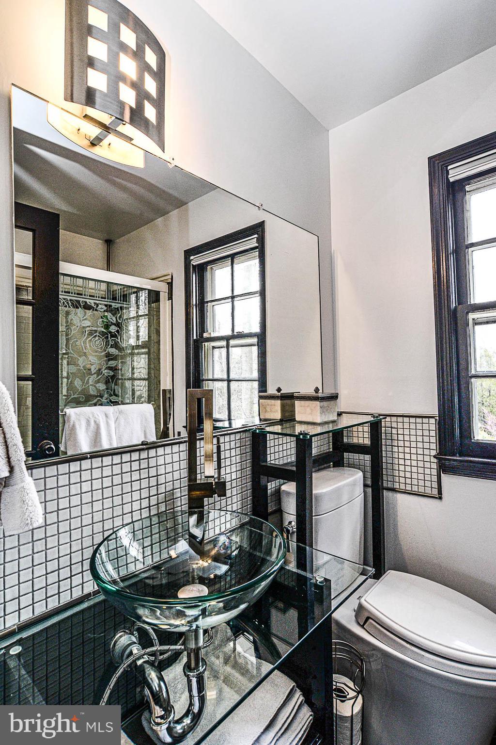 8228 Smithfield Avenue Springfield, VA 22152 - Photo 26 of 42