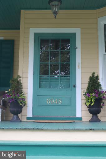 6948 North Clifton Road Frederick, MD 21702 - Photo 19 of 30 Original Beveled-Glass Door