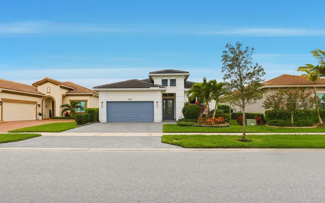 $635,000 | 11160 Southwest Lunata Way, Port St. Lucie, FL 34987