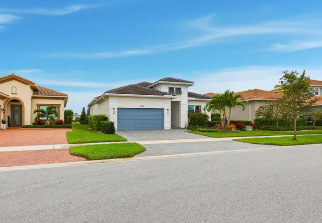 $635,000 | 11160 Southwest Lunata Way, Port St. Lucie, FL 34987