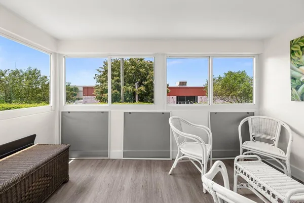 $149,999 | 1117 Lake Terrace, Unit 207, Boynton Beach, FL 33426