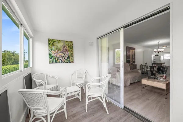 $149,999 | 1117 Lake Terrace, Unit 207, Boynton Beach, FL 33426