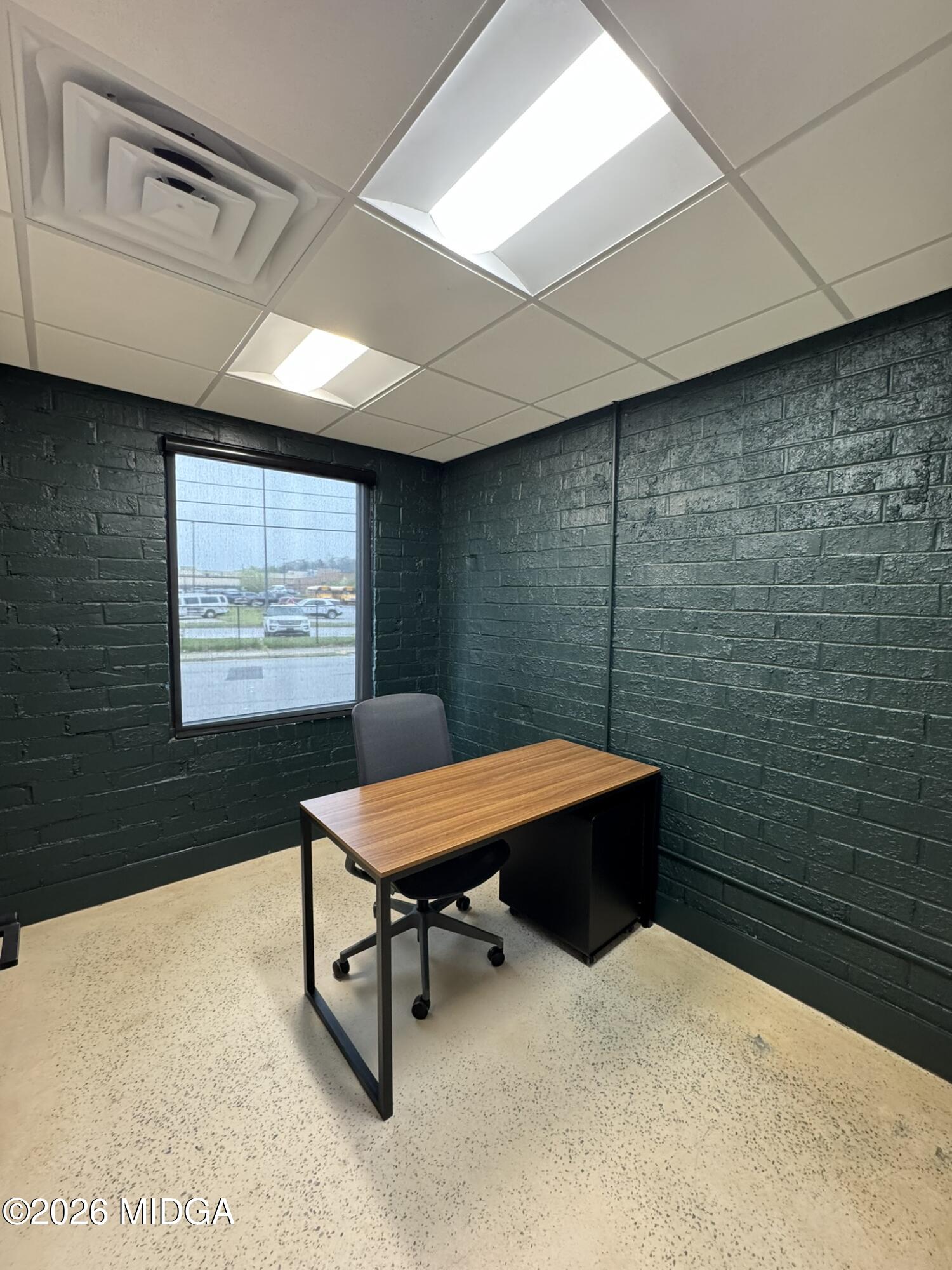 1080 3rd Street Macon, GA 31201 - Photo 5 of 18 a room with pool table