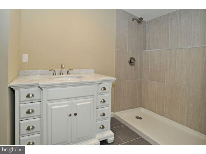 1605 Buttonwood Road Flourtown, PA 19031 - Photo 15 of 25 Master Bathroom