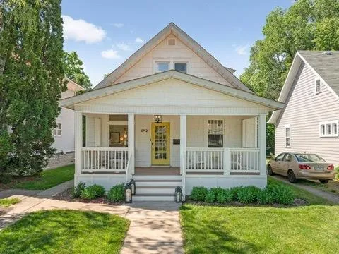 $4,340 | 1742 Dayton Avenue, St. Paul, MN 55104