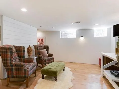 $4,340 | 1742 Dayton Avenue, St. Paul, MN 55104