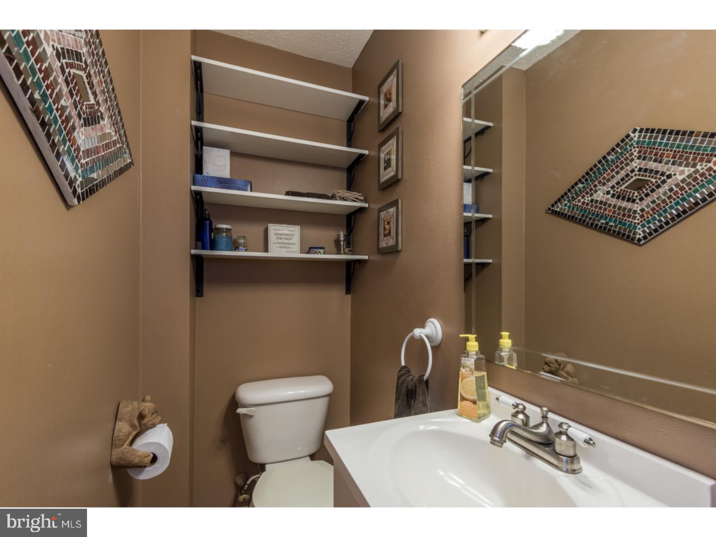 15044 Carter Road Philadelphia, PA 19116 - Photo 11 of 23 Half Bath