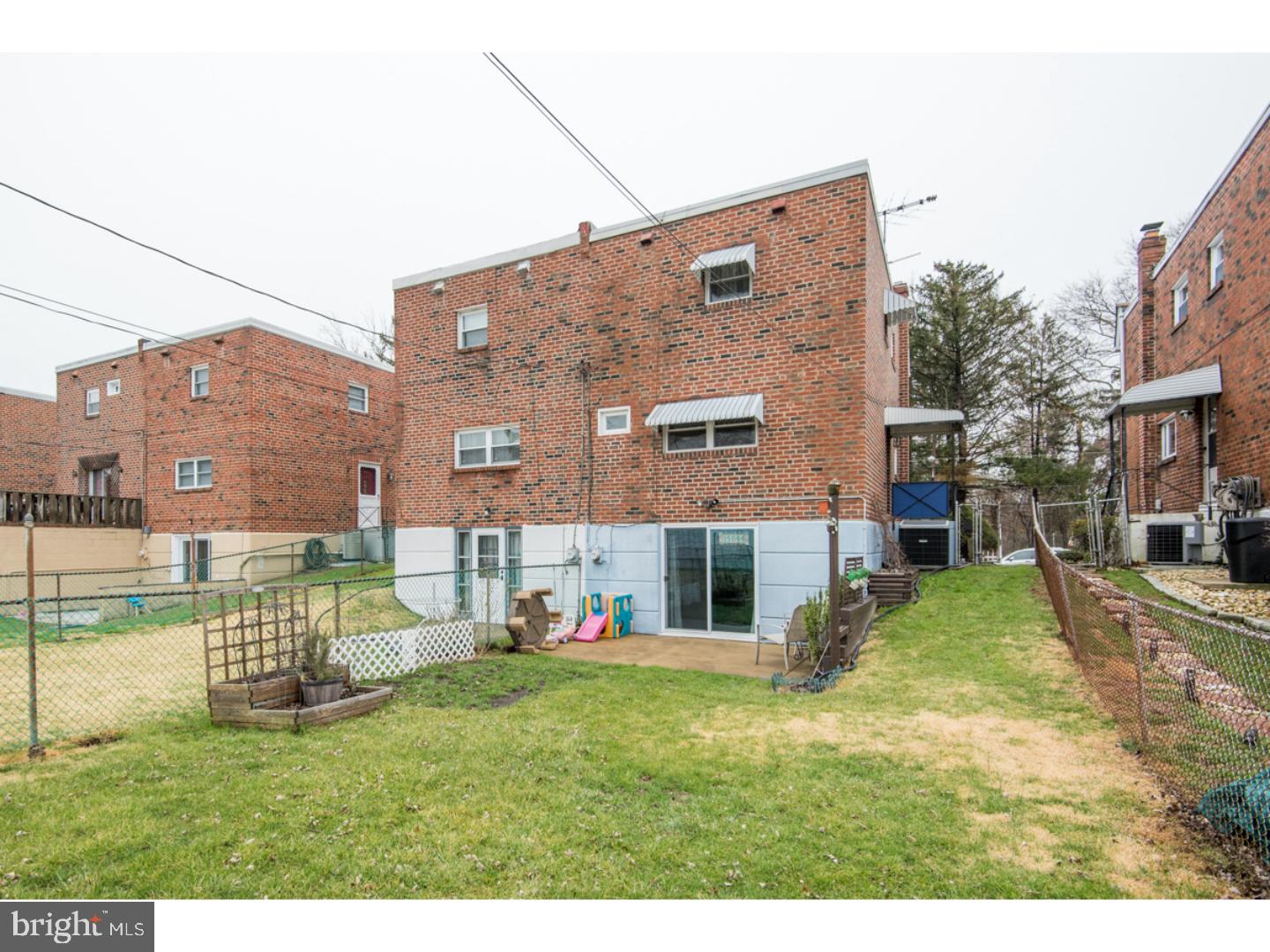 15044 Carter Road Philadelphia, PA 19116 - Photo 20 of 23 Exterior Back