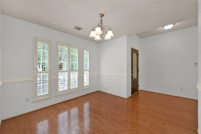 $2,200 | 166 Burgandy Vine Court, The Woodlands, TX 77384