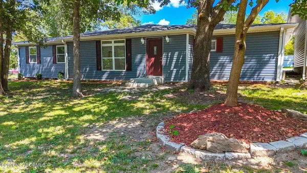 $350,000 | 7 Sommerset Road, Eldon, MO 65026