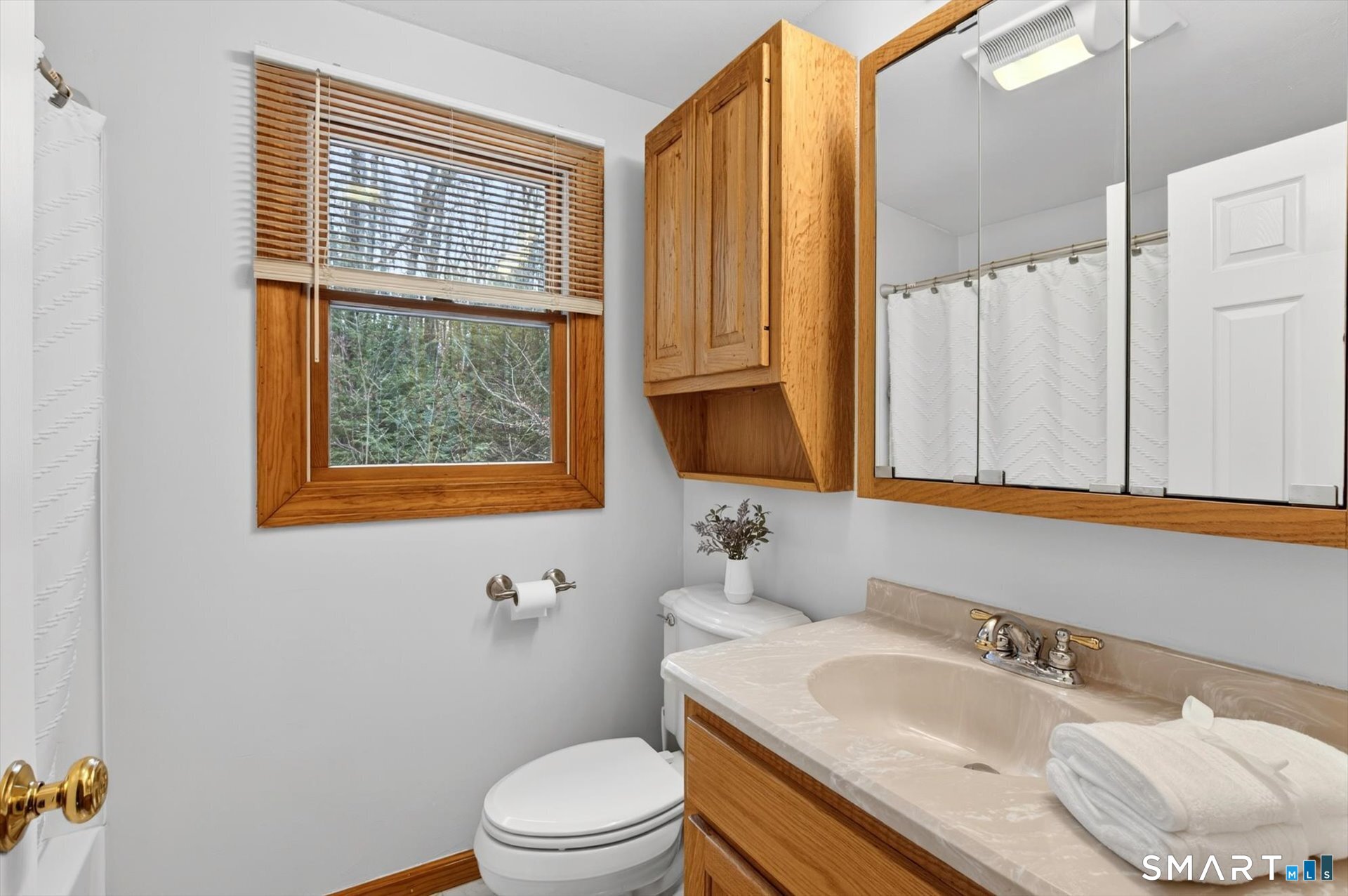 64 Pine Glen Road Simsbury, CT 06089 - Photo 25 of 35