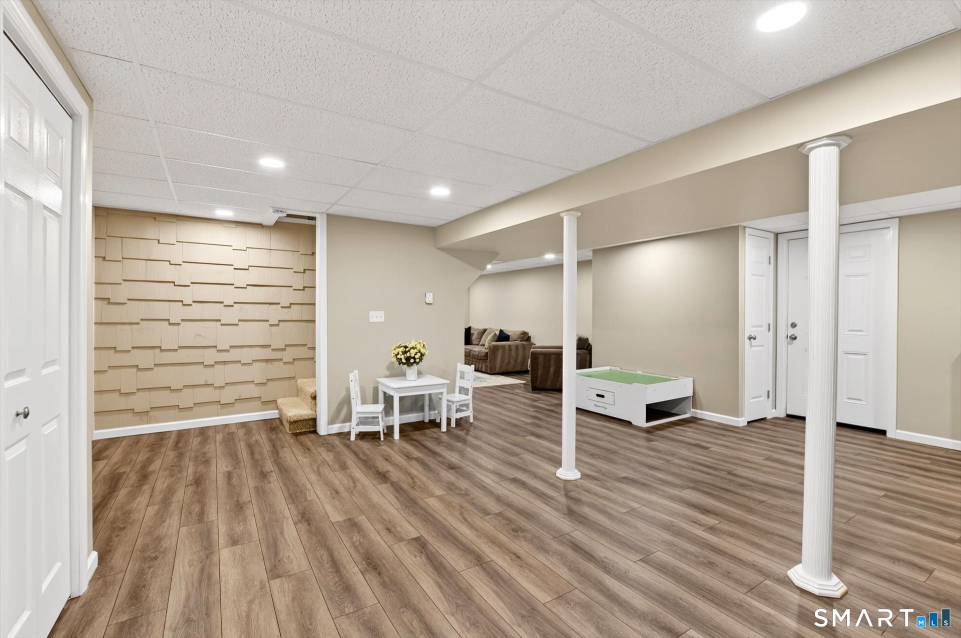 64 Pine Glen Road Simsbury, CT 06089 - Photo 26 of 35