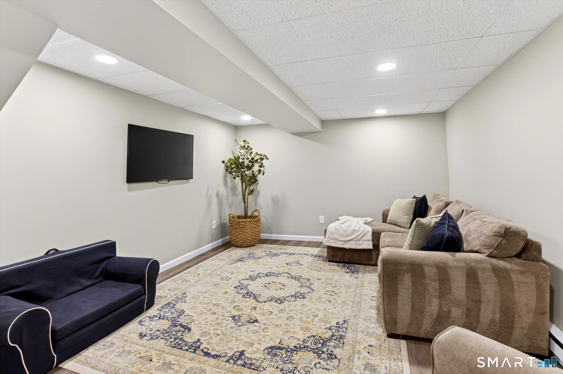 64 Pine Glen Road Simsbury, CT 06089 - Photo 28 of 35