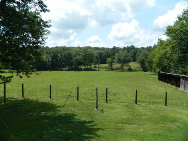 896 Hafner Road Charlotte, TN 37036 - Photo 16 of 20 Gallery Image 16