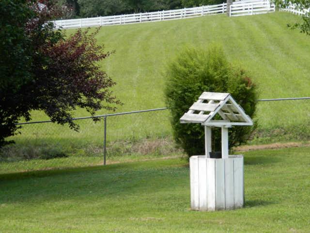 896 Hafner Road Charlotte, TN 37036 - Photo 6 of 20 Gallery Image 6