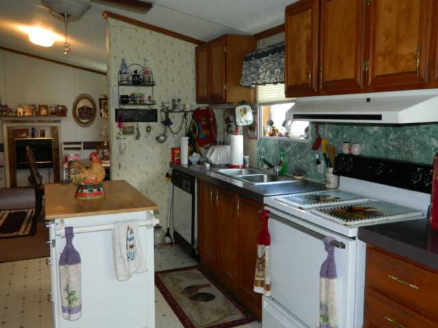 896 Hafner Road Charlotte, TN 37036 - Photo 7 of 20 Gallery Image 7