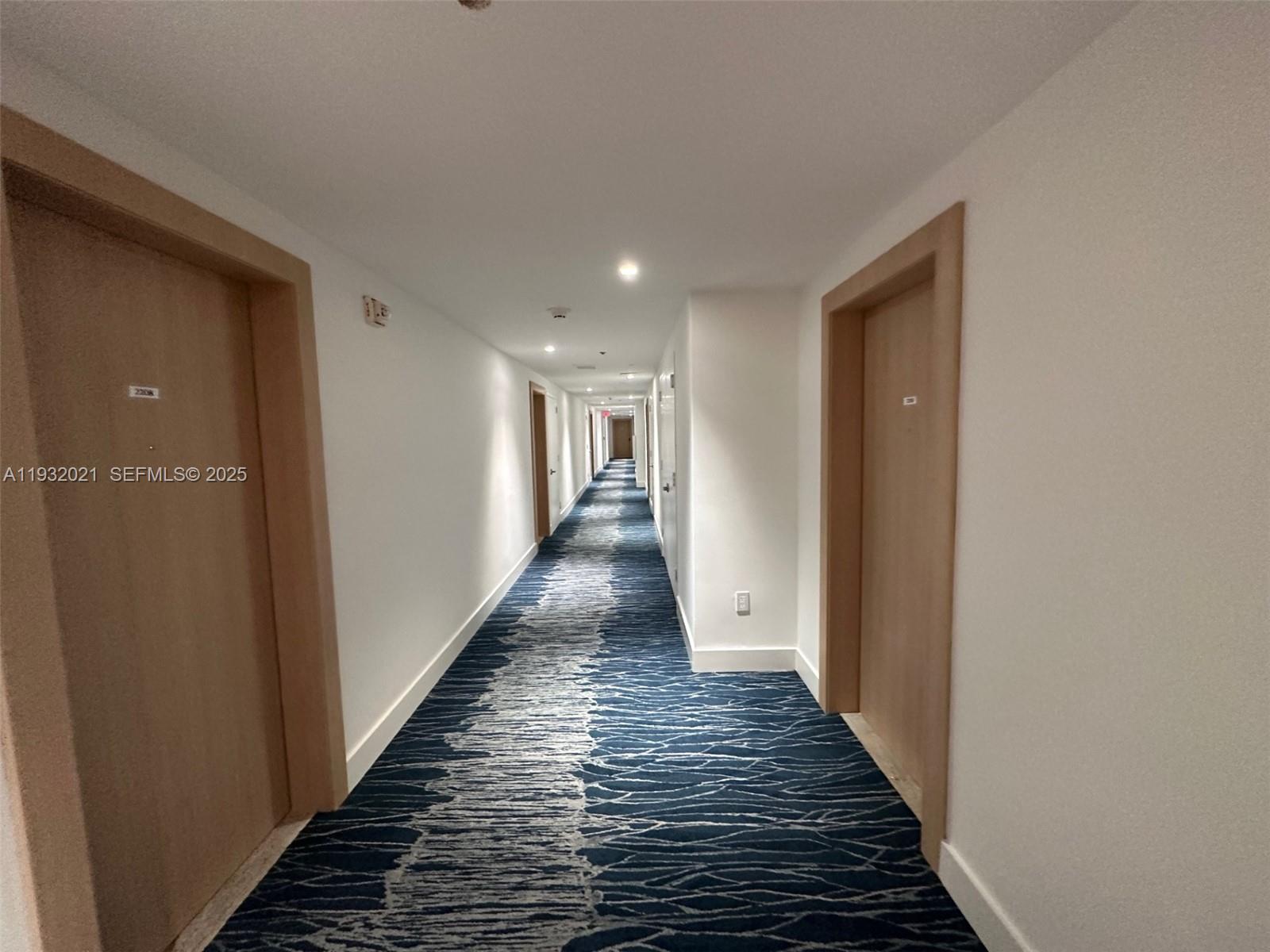 90 Southwest 3rd Street, Unit 2207 Miami, FL 33130 - Photo 6 of 17