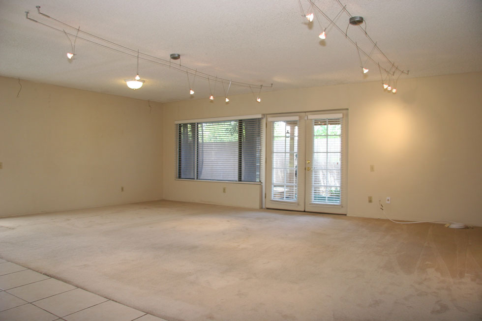 5612 South Jolly Roger Road Tempe, AZ 85283 - Photo 5 of 25 Living room shot