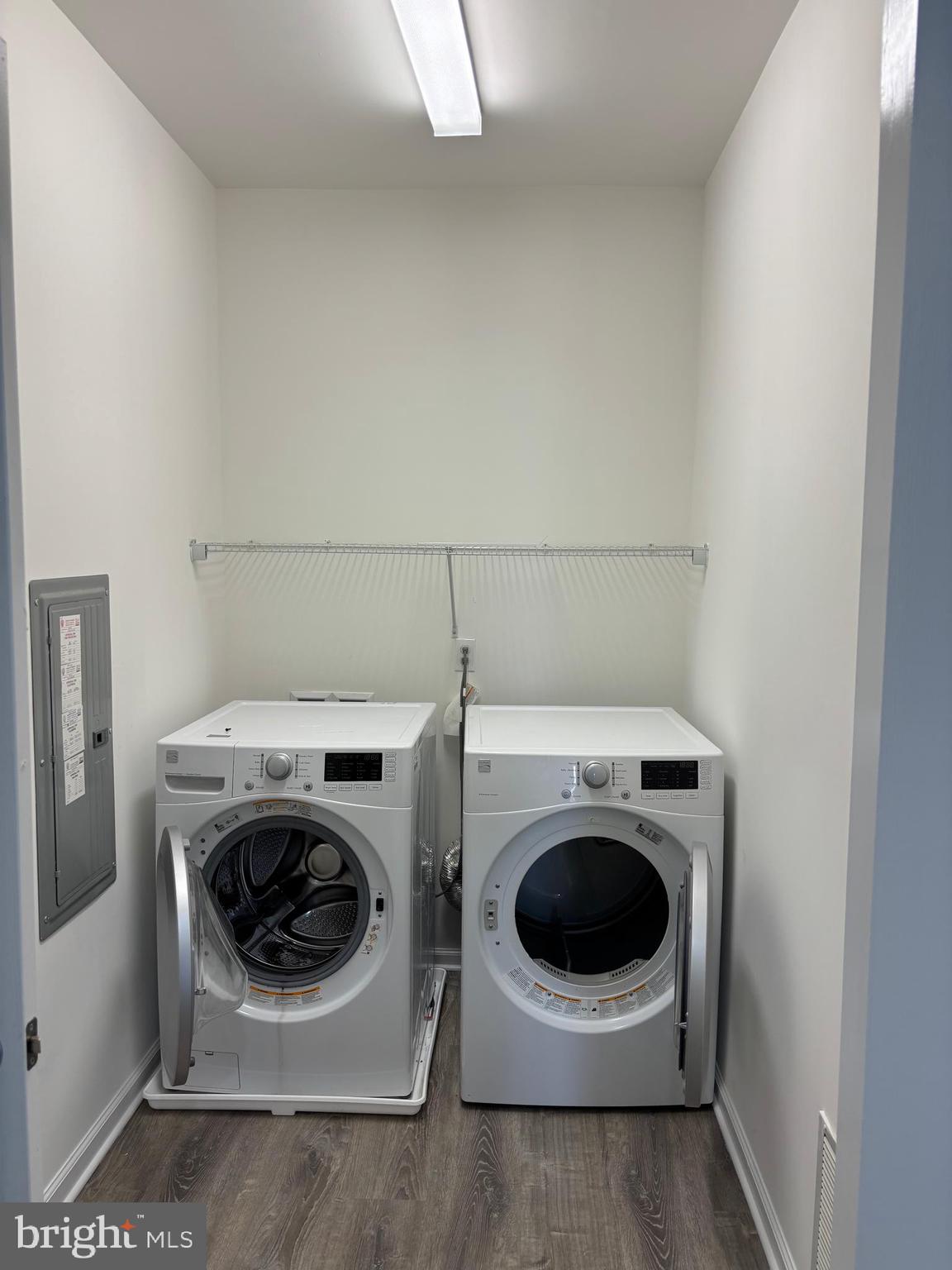 1321 Sierra Drive Hamilton, NJ 08619 - Photo 27 of 33 a utility room with dryer and washer